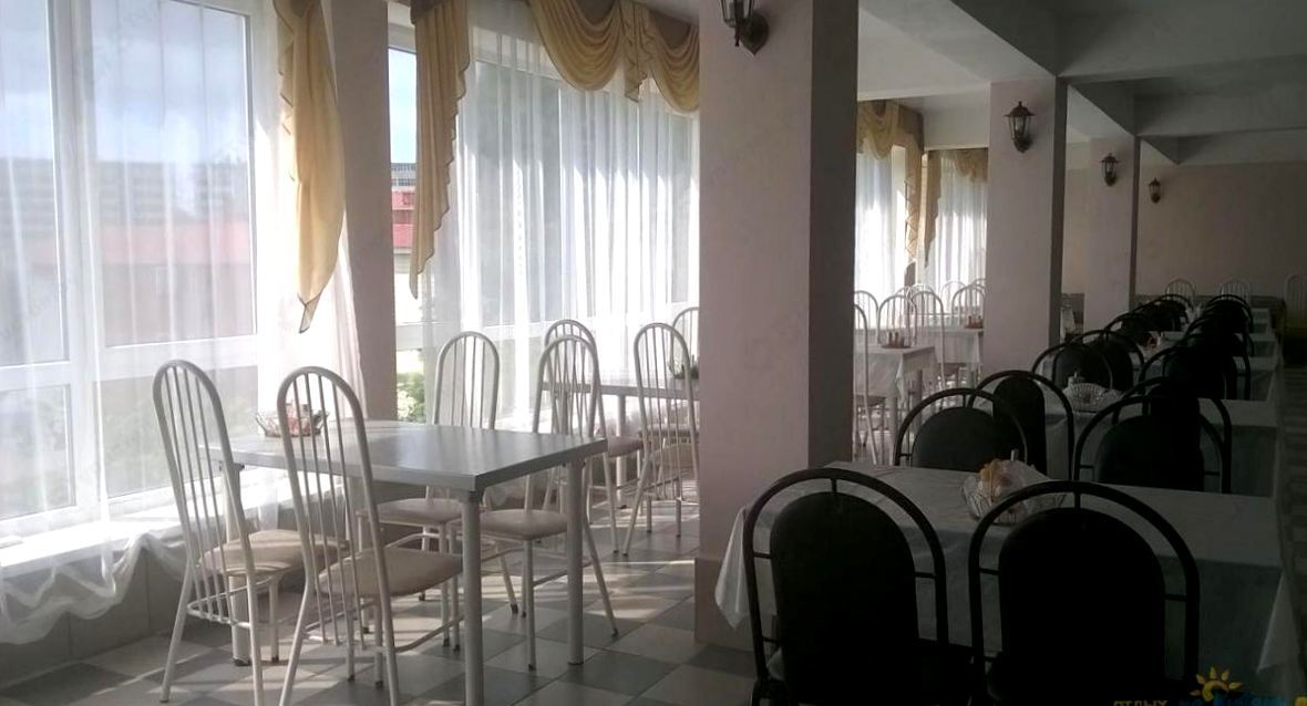 Кафе в отеле Дельфин, Лермонтово
