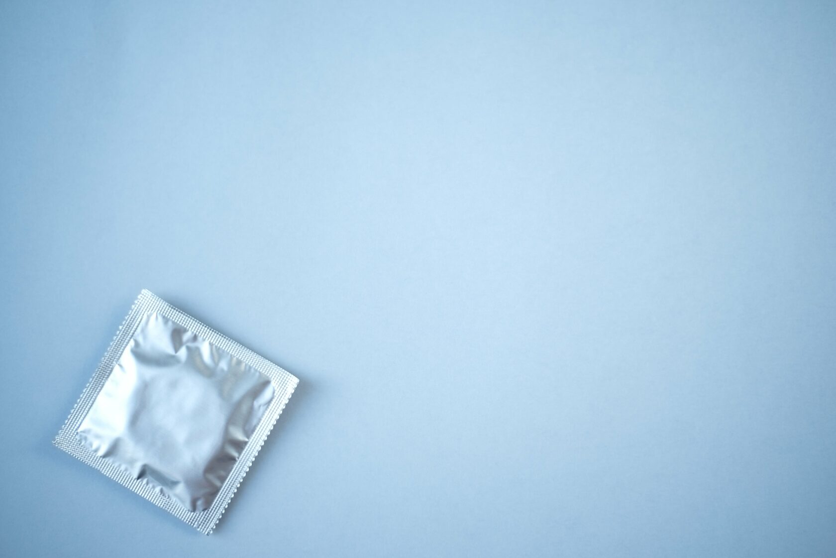 «Презервативы надежнее всего» и еще 4 мифа о контрацепции, которые давно пора забыть