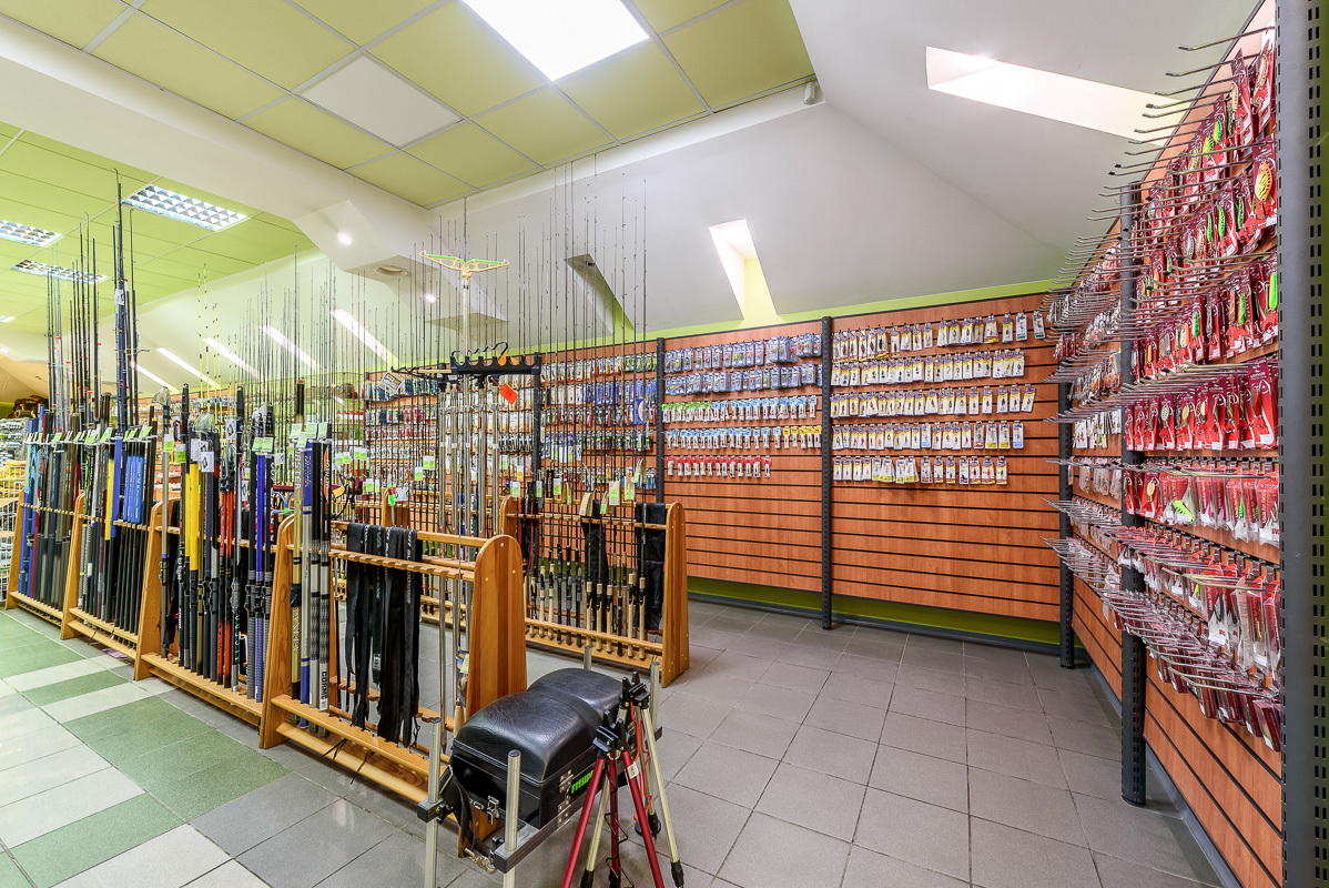 Hunts shops