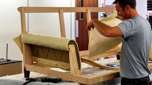 Перетяжка и обивка мягкой мебели в Тюмени | Мебельная мастерская «Ермак»