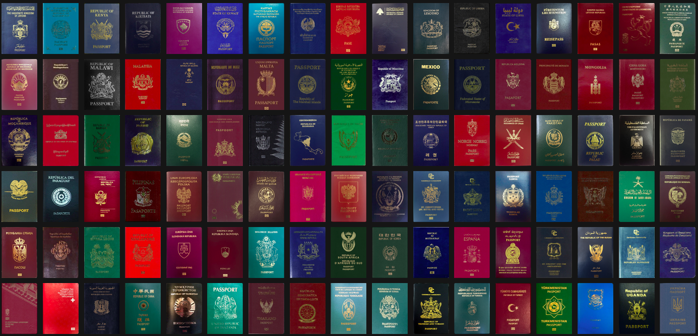 Обложки паспортов разных стран.