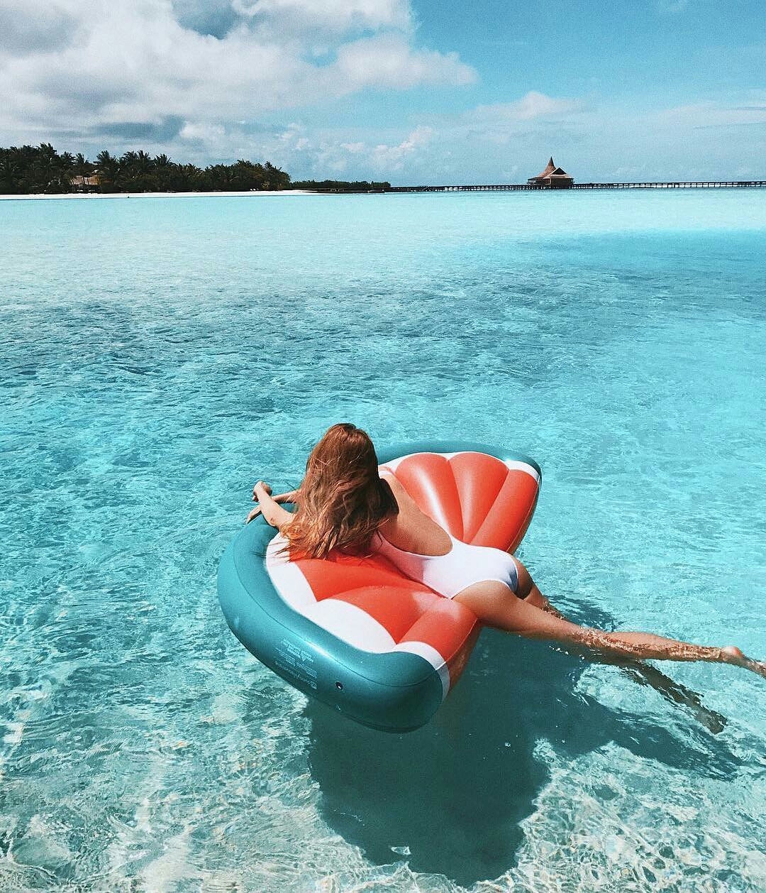 na-naduvnom-matrase-na-more-foto-krupnie-foto-drochilovo-golih-bab