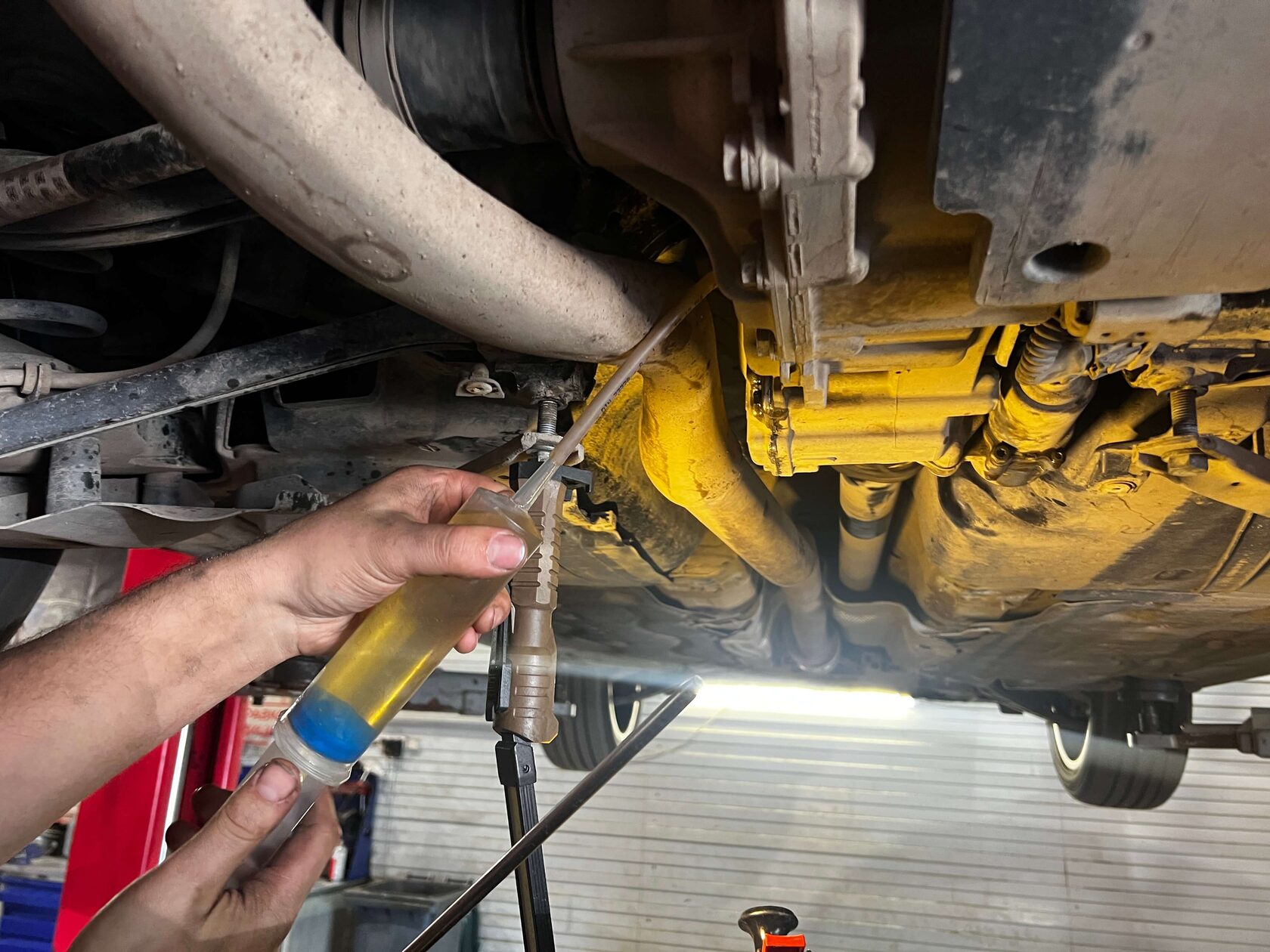 Заправляем муфту Haldex новым маслом