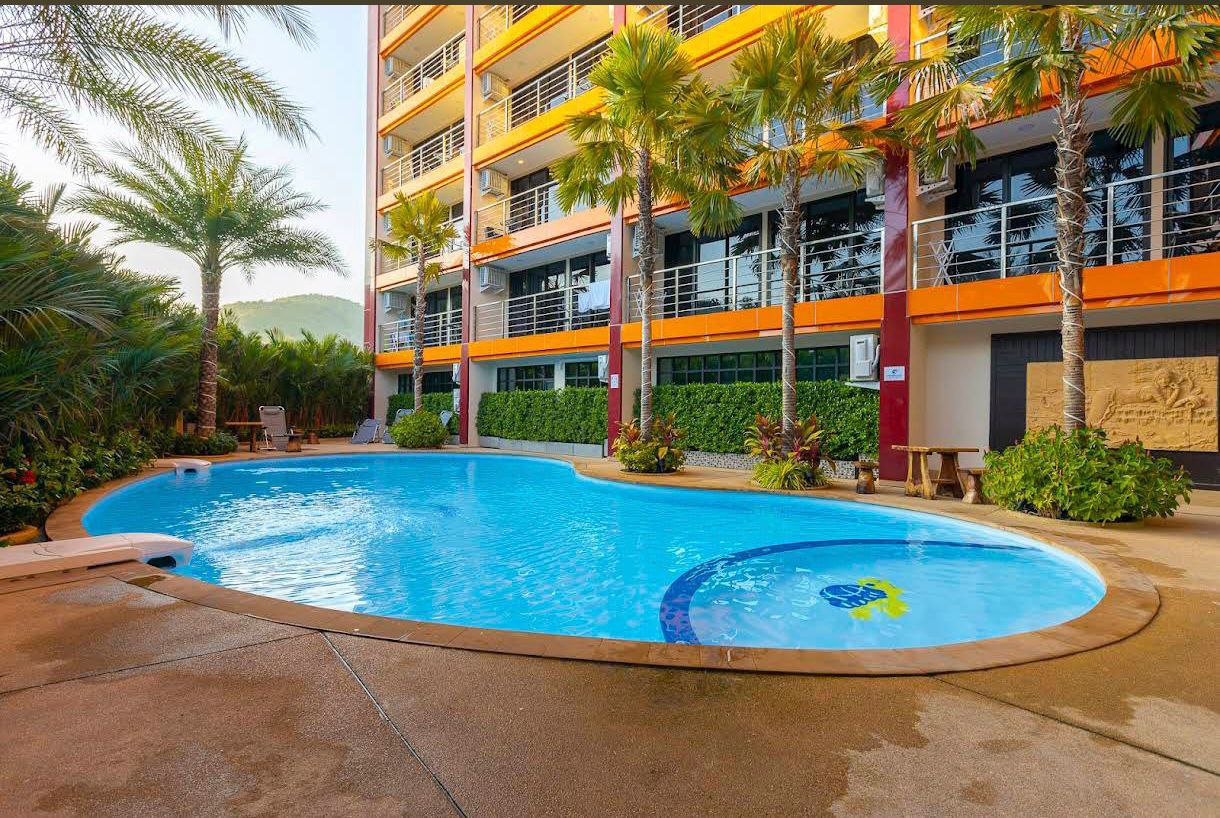 Купить квартиру на Пхукете на берегу моря: ваш путь к жизни у океана ✨ Мечтаете просыпаться под шум волн и наслаждаться видами бескрайнего океана? Покупка квартиры на берегу моря на Пхукете — это не только возможность жить в раю, но и отличная инвестиция.