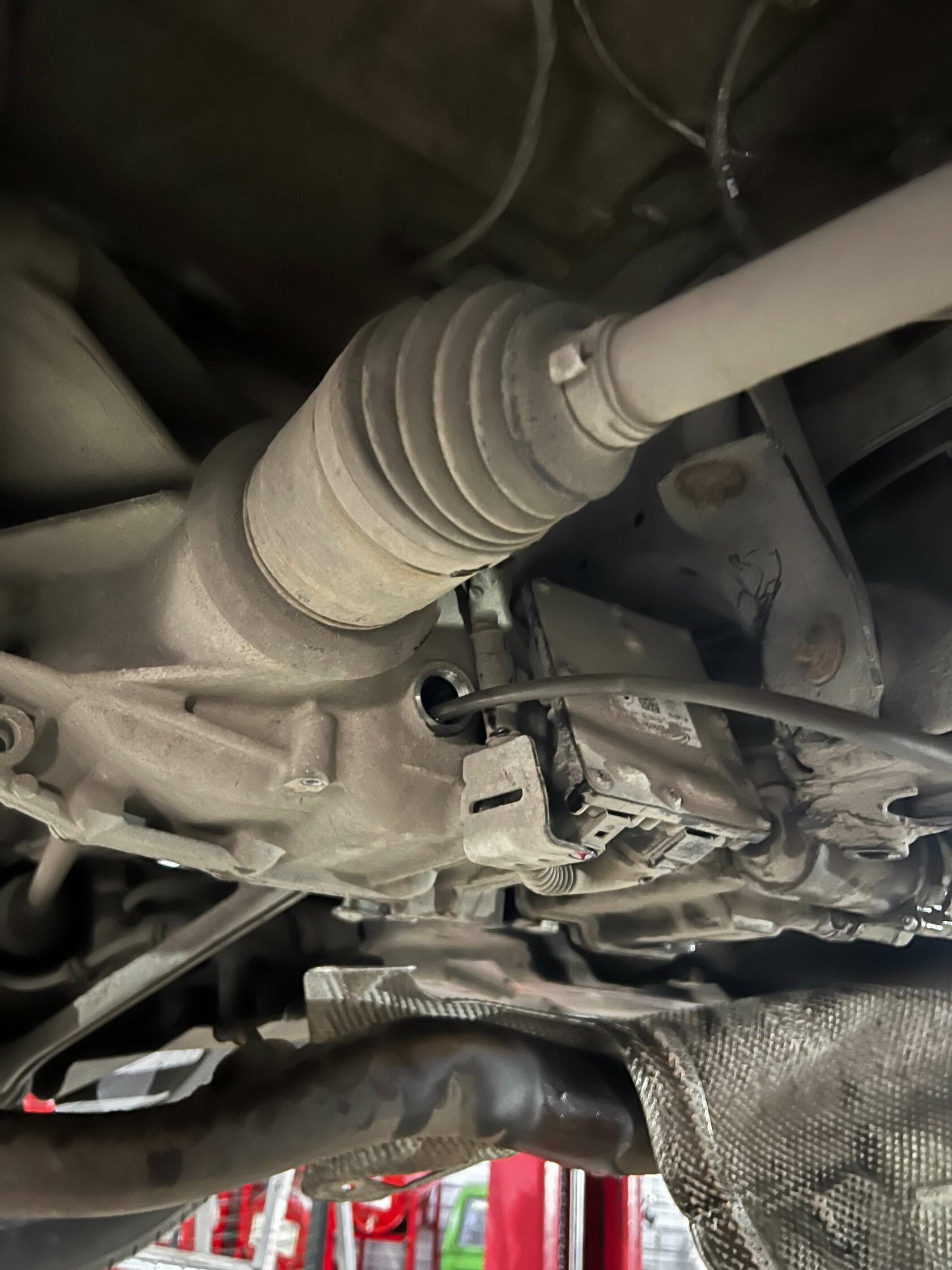 Замена масла в заднем редукторе BMW