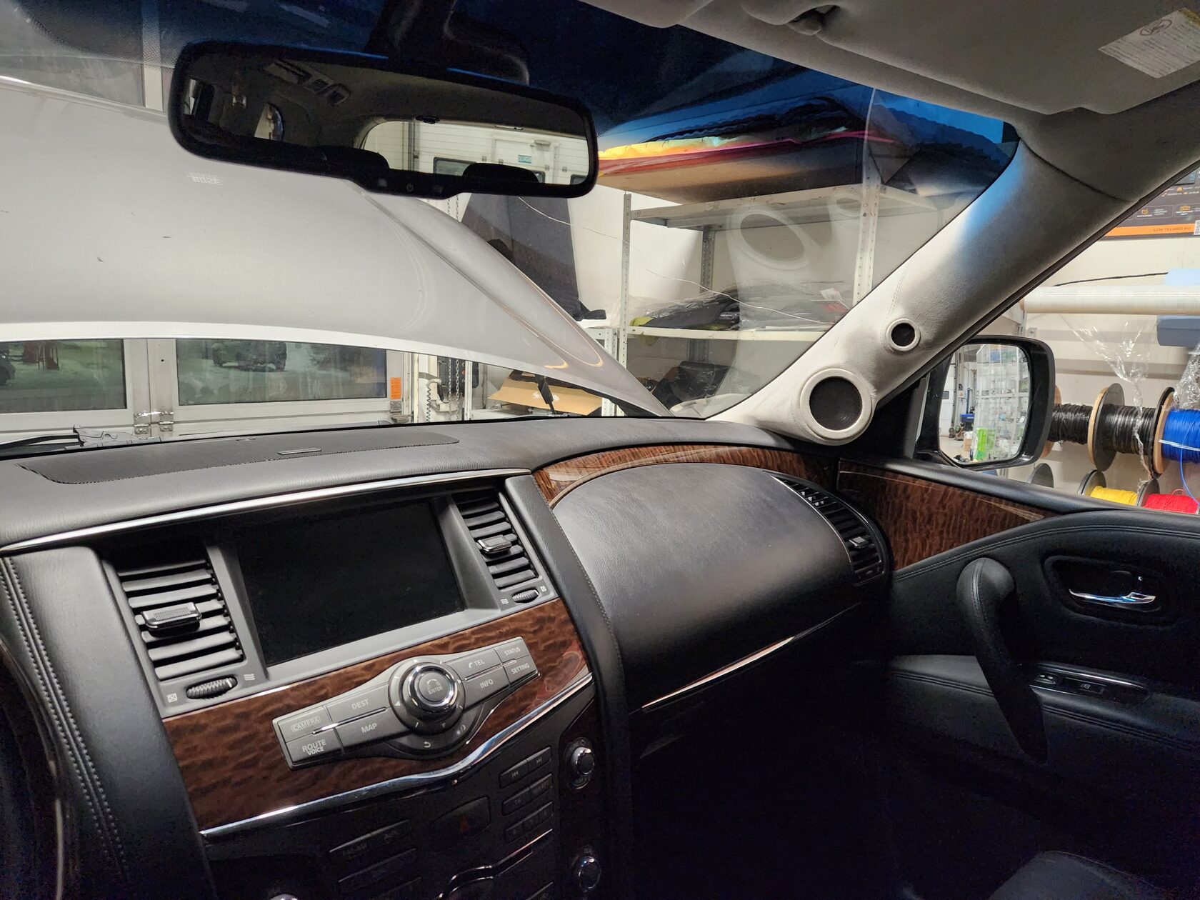 замена акустики, динамиков колонок nissan patrol y62
