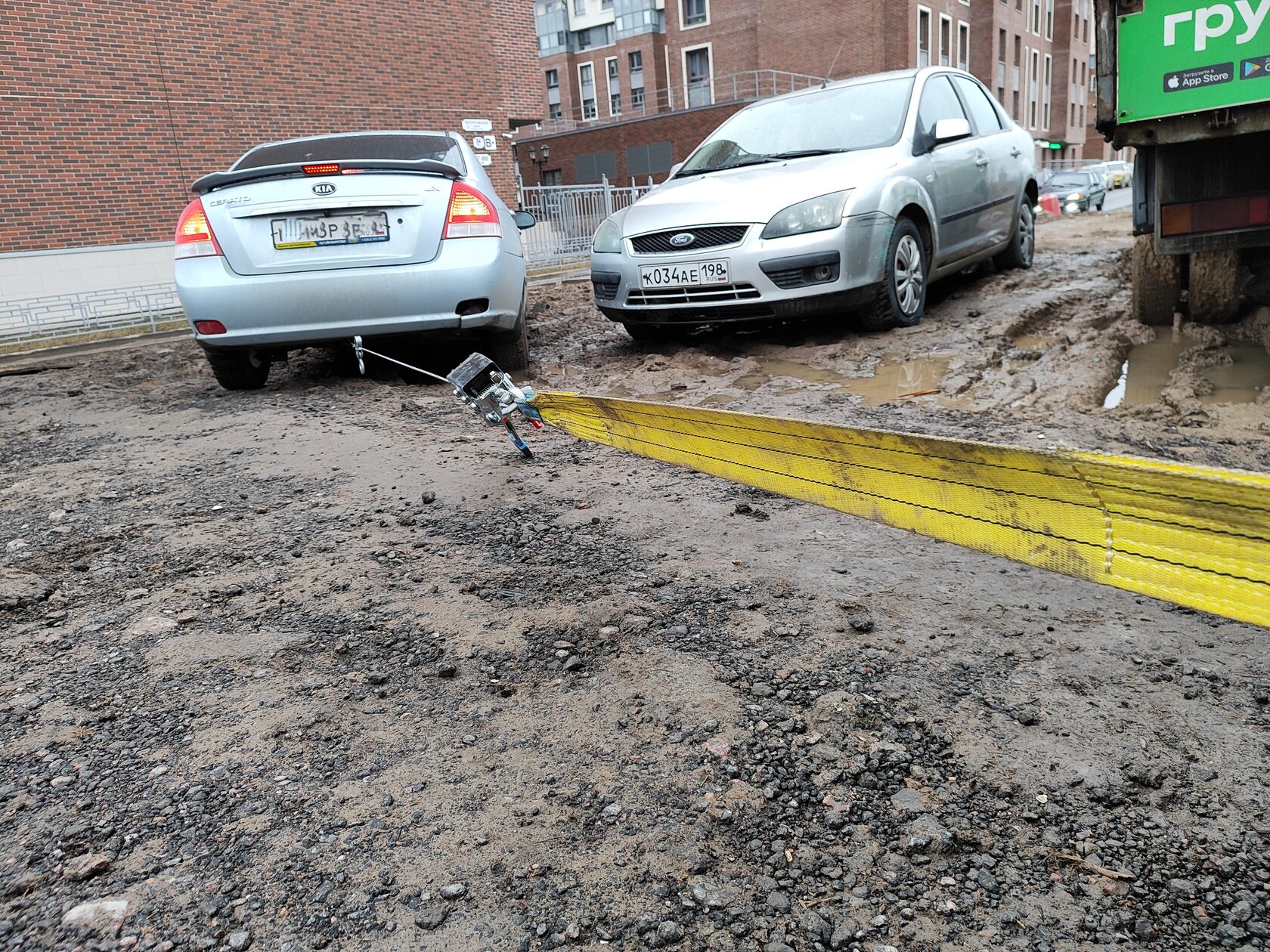 Буксировка автомобиля в СПб недорого круглосуточно