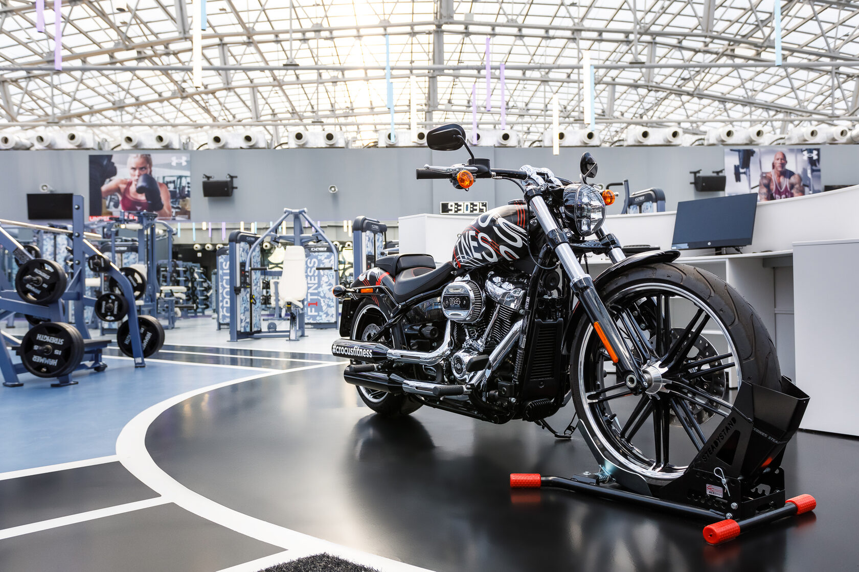 Crocus fitness лужники