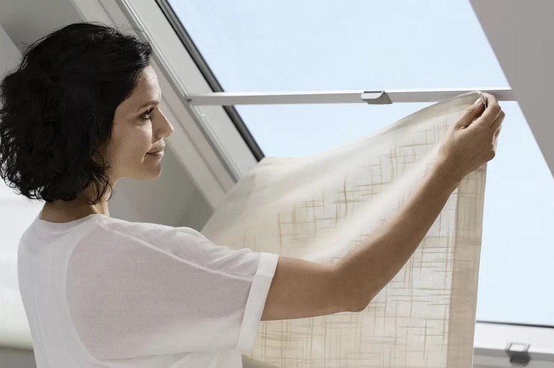 Универсальная рулонная штора DDA Вояж светло-бежевый 68х170 см 61944 - купить в 