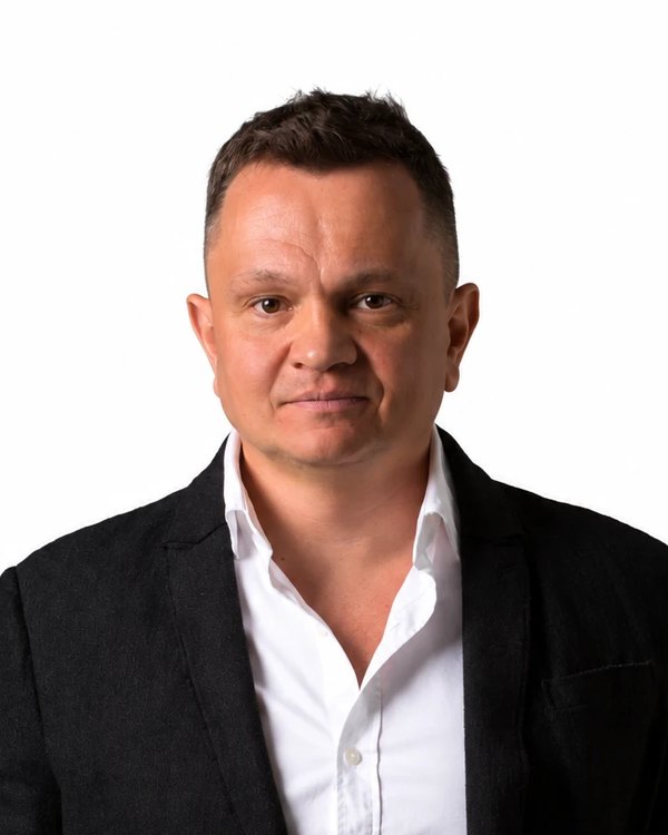 Роман Игонин