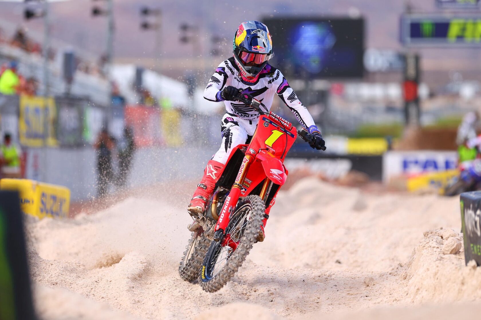 Финал SMX 2025 в Лас-Вегасе: Видео