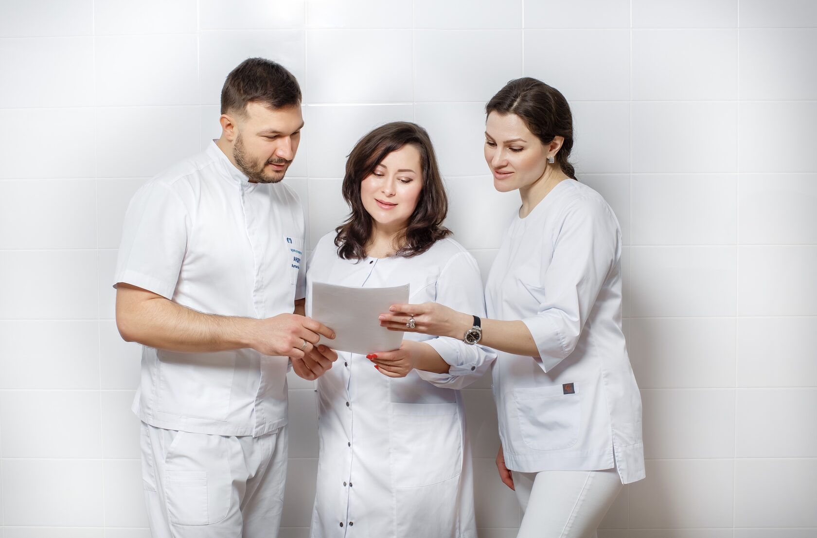 Стоматологи в клинике доктора Андреева