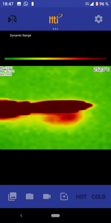 Скрин экрана мобильного телефона с тепловизионной схемой возникновения пожара
