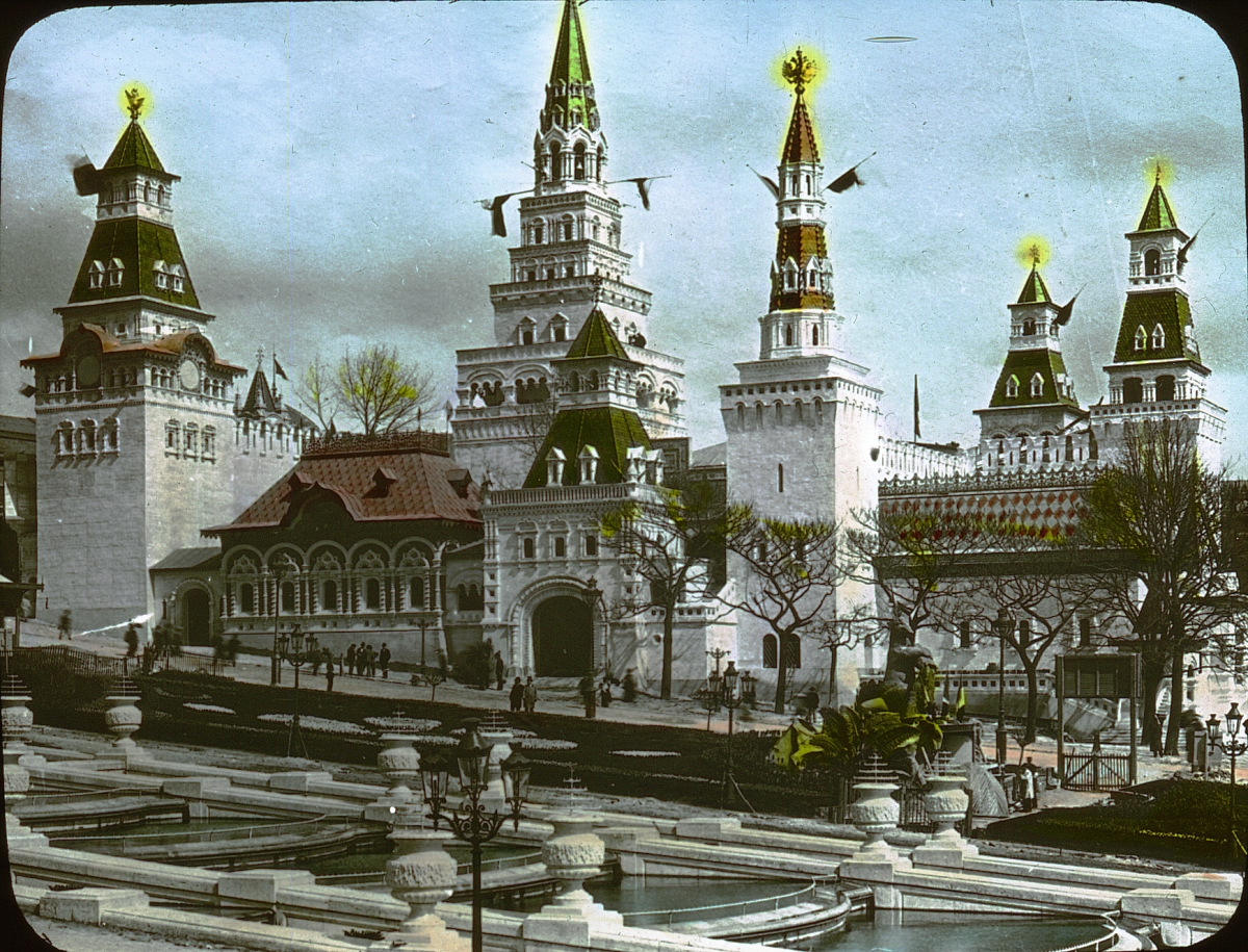 Один из русских павильонов Всемирной выставки 1900 года в Париже — здание «Русской Азии и Сибири» в колониальной секции