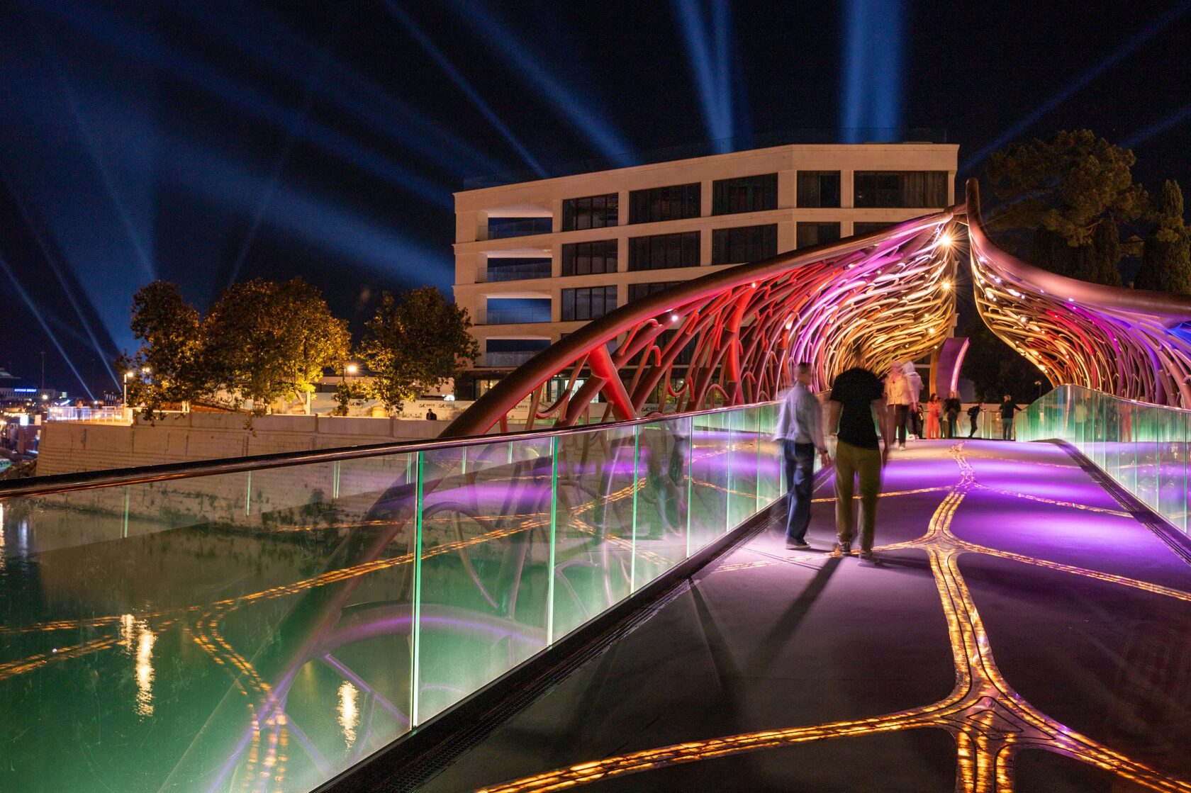 Пляж Сочи у ЖК Актёр Гэлакси — утро у моря