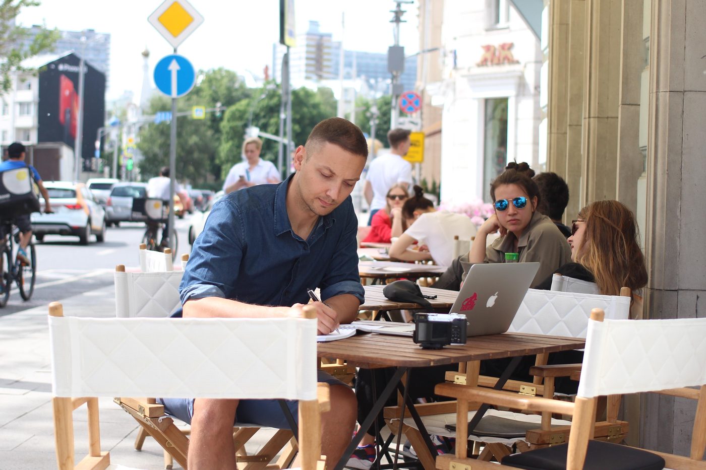 как написать книгу, как издать книгу, сторителлинг курсы, онлайн курсы, видеокурсы для писателей, курсы сценаристов, как построить сюжет, трехактная структура, как написать героя, как написать фанфик