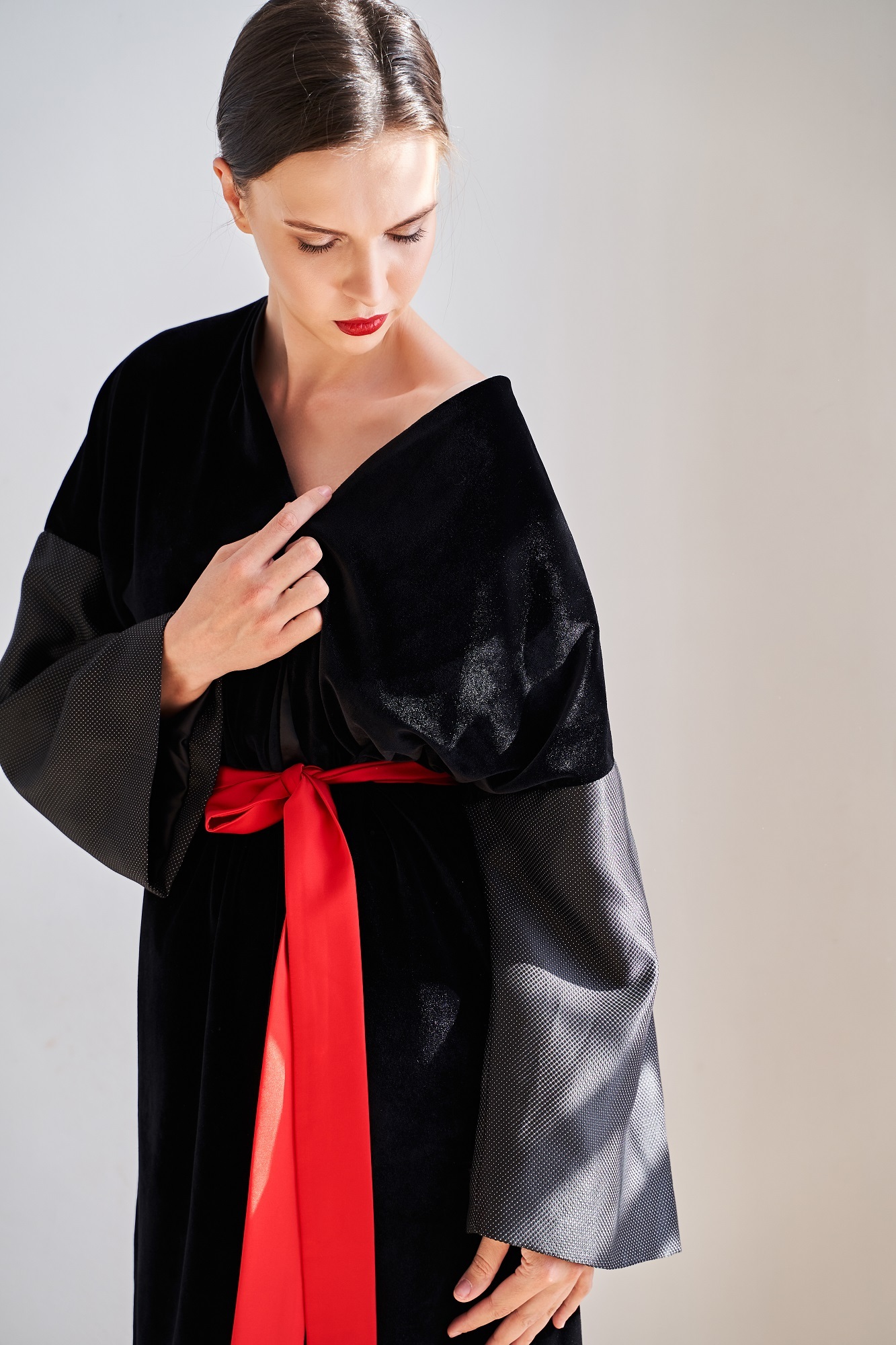 Zara limited edition кимоно бархатное. платье кимоно zara. кимоно бархат. кимоно бархат. Zara кимоно халат бархат.