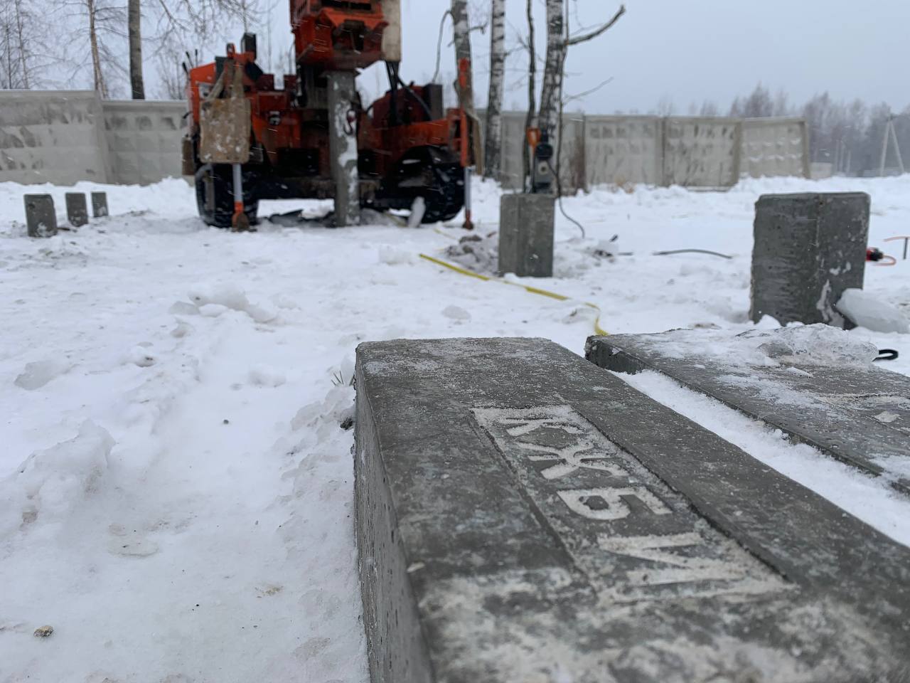 Монтаж фундамента на сверхпрочных жб сваях в СПб и Ленинградской ...