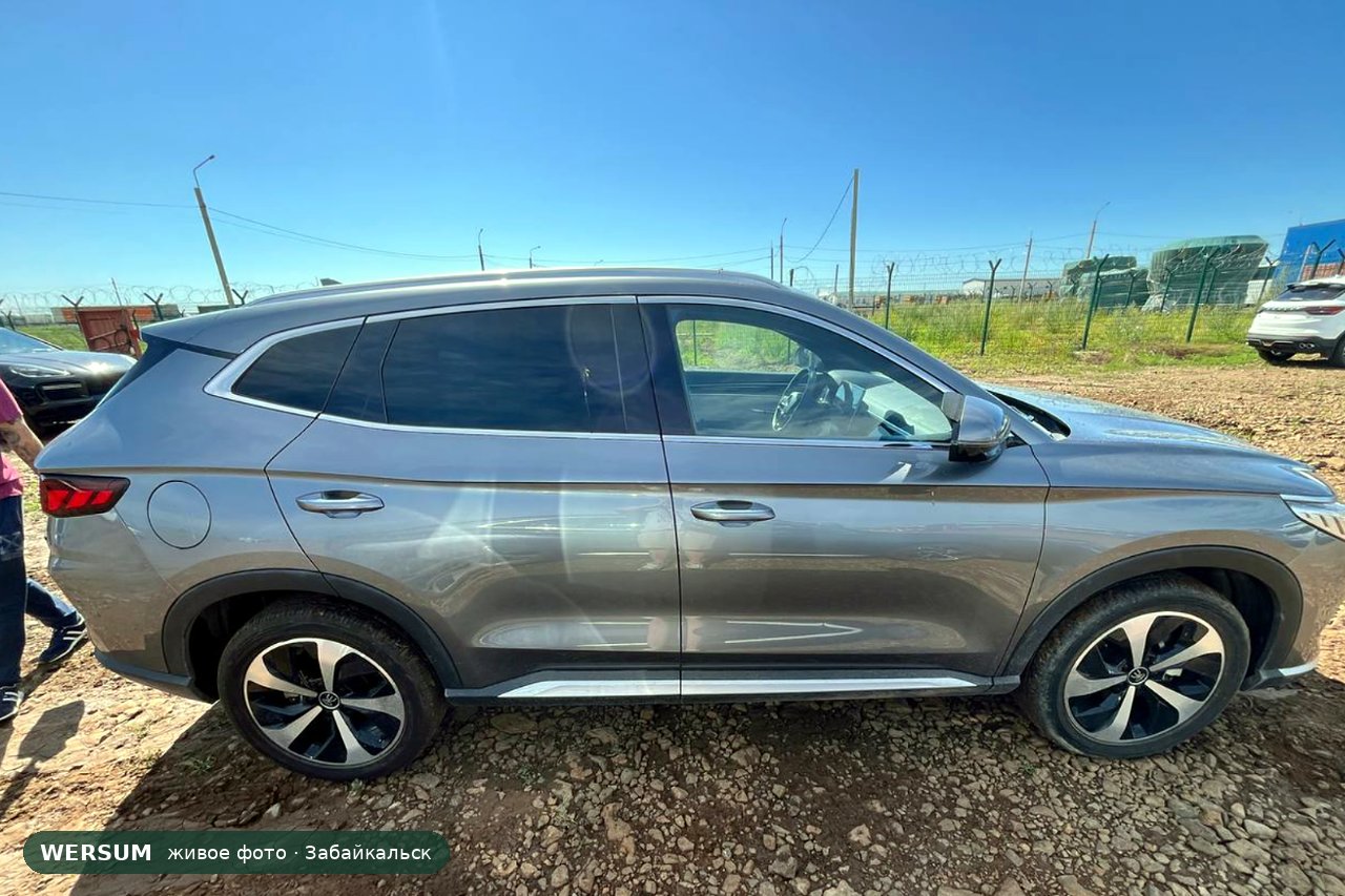 BYD Song Plus, DM-i сбоку