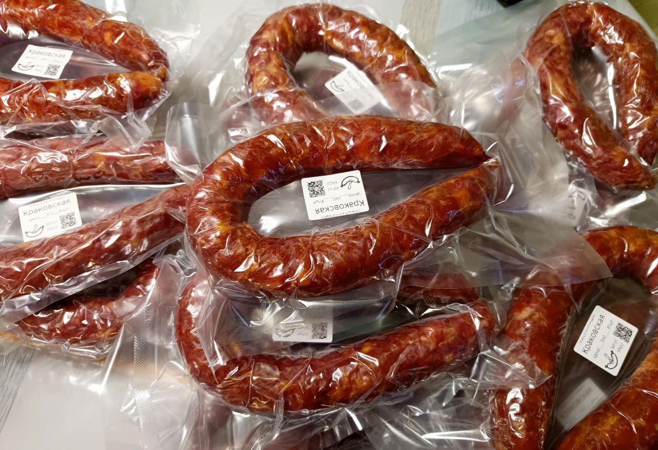 Краковская колбаса в вакуумной упаковке