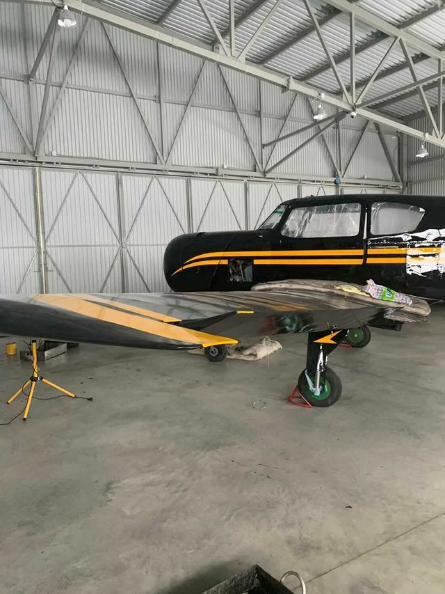 Ремонт поверхности и покраска самолета Як-18Т (Тешка)