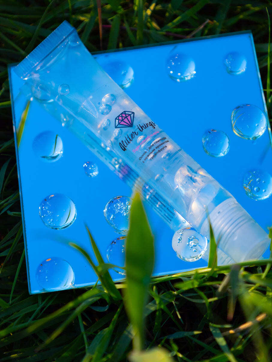 Как ухживать за кожей после снятия глиттера