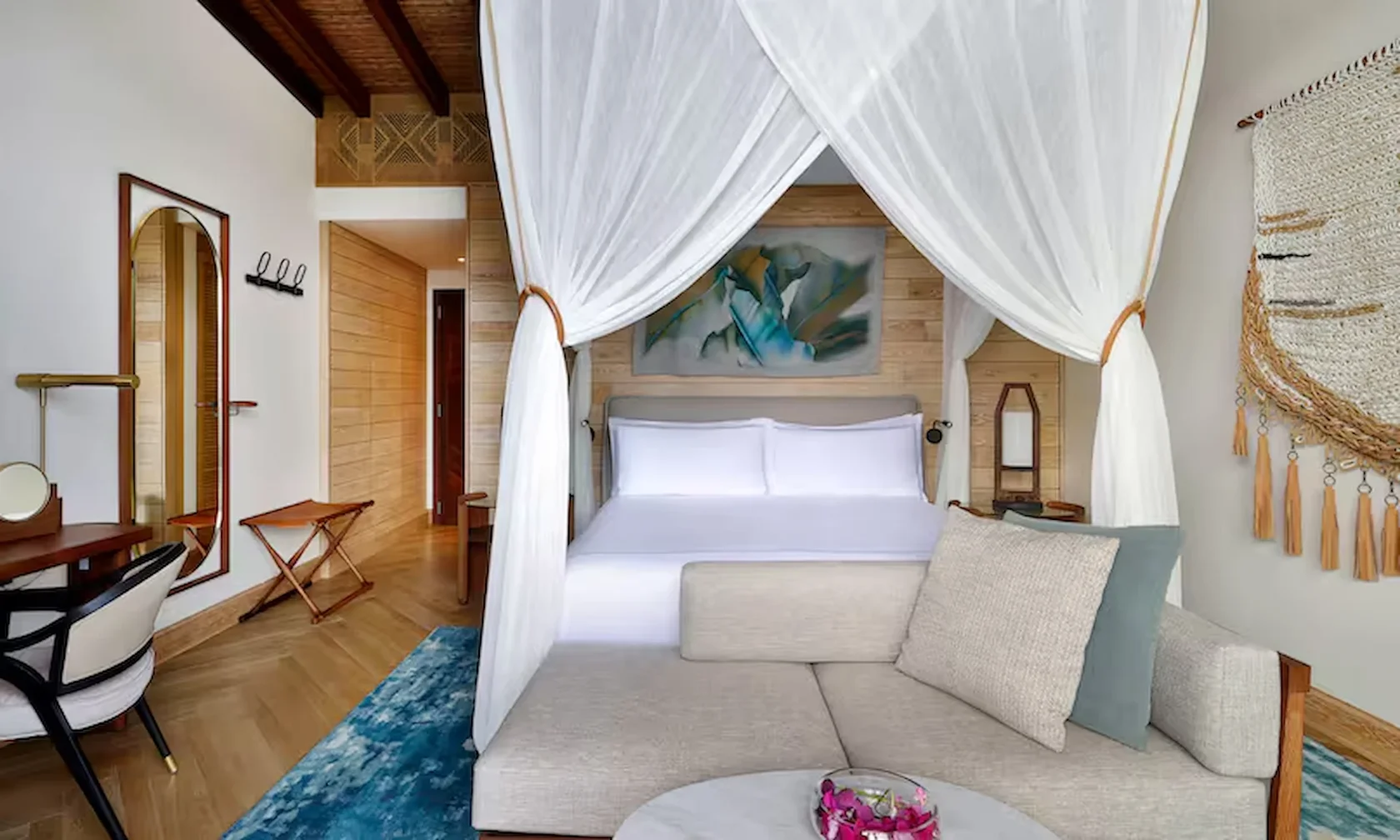 One Bedroom Suite with Ocean View Mango House