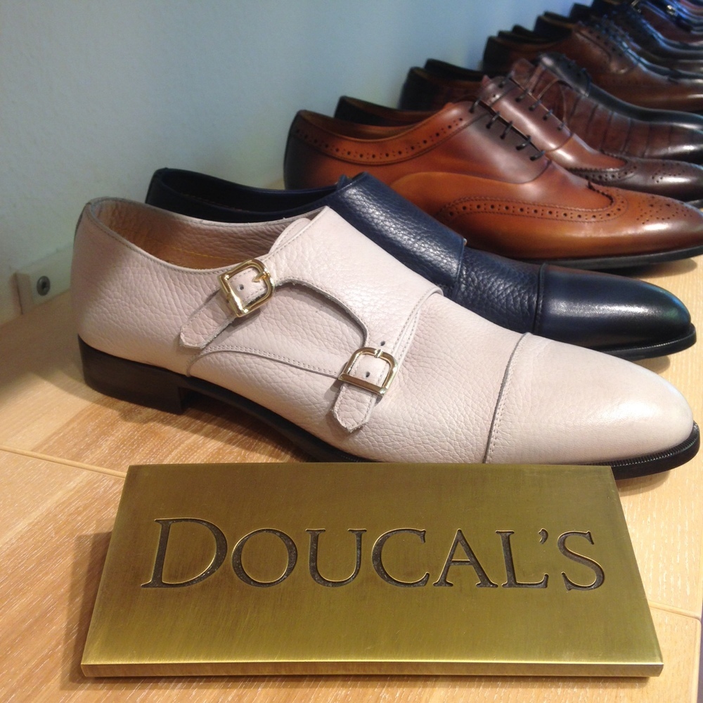Ремонт обуви Doucal's (Дукалс), профилактика, замена каблука и обтяжка ...