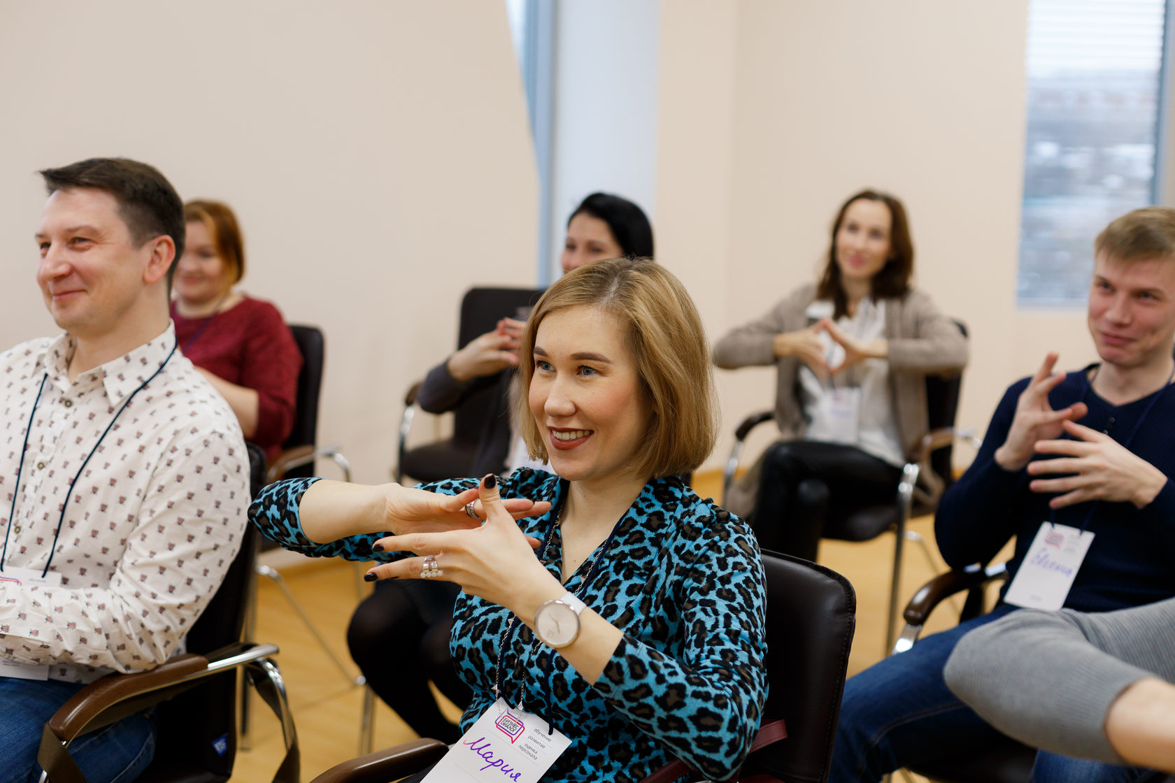 Ветер перемен набережные челны тренинговый центр. Беседа бизнес тренера. Педуниверситет астафьева красноярск. Занятия с аспирантами. Самые продаваемые тренинги.