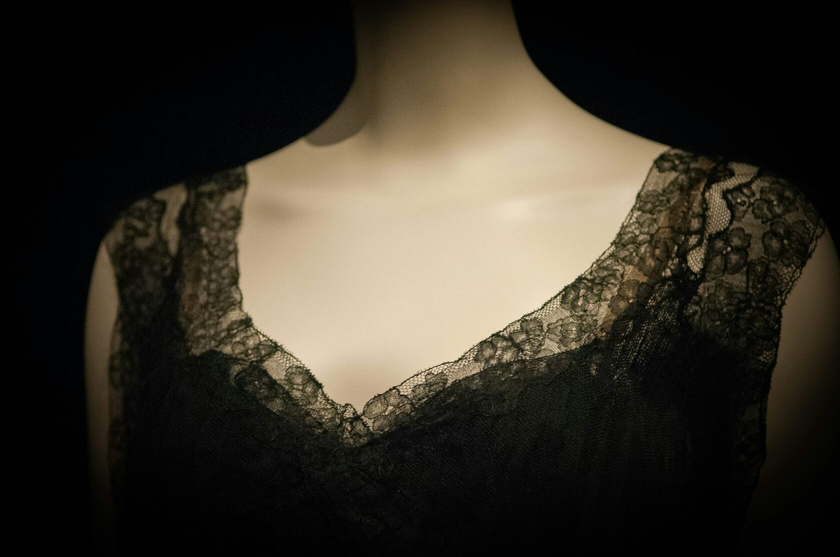 ÉLLE Intimates