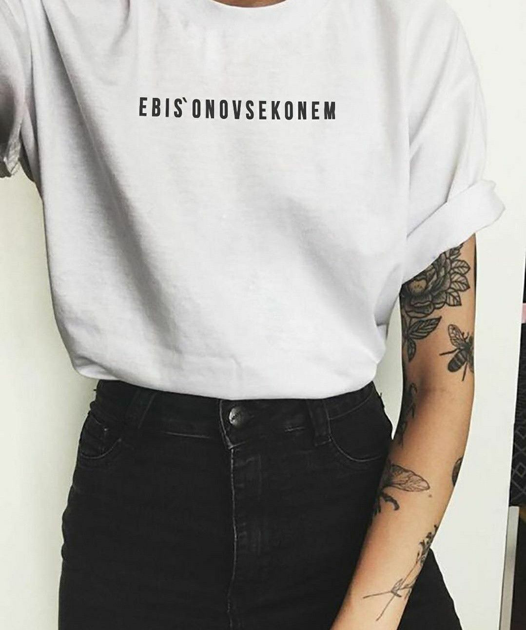 футболка с текстом