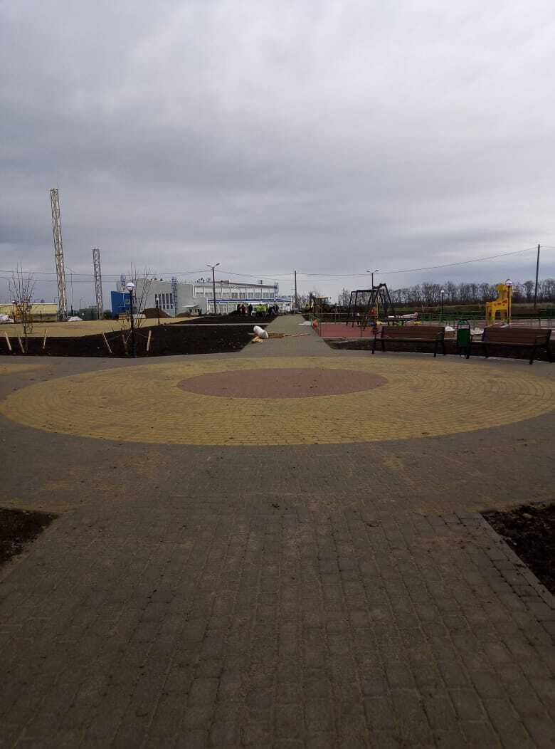 Готовая тротуарная плитка в общественном пространстве