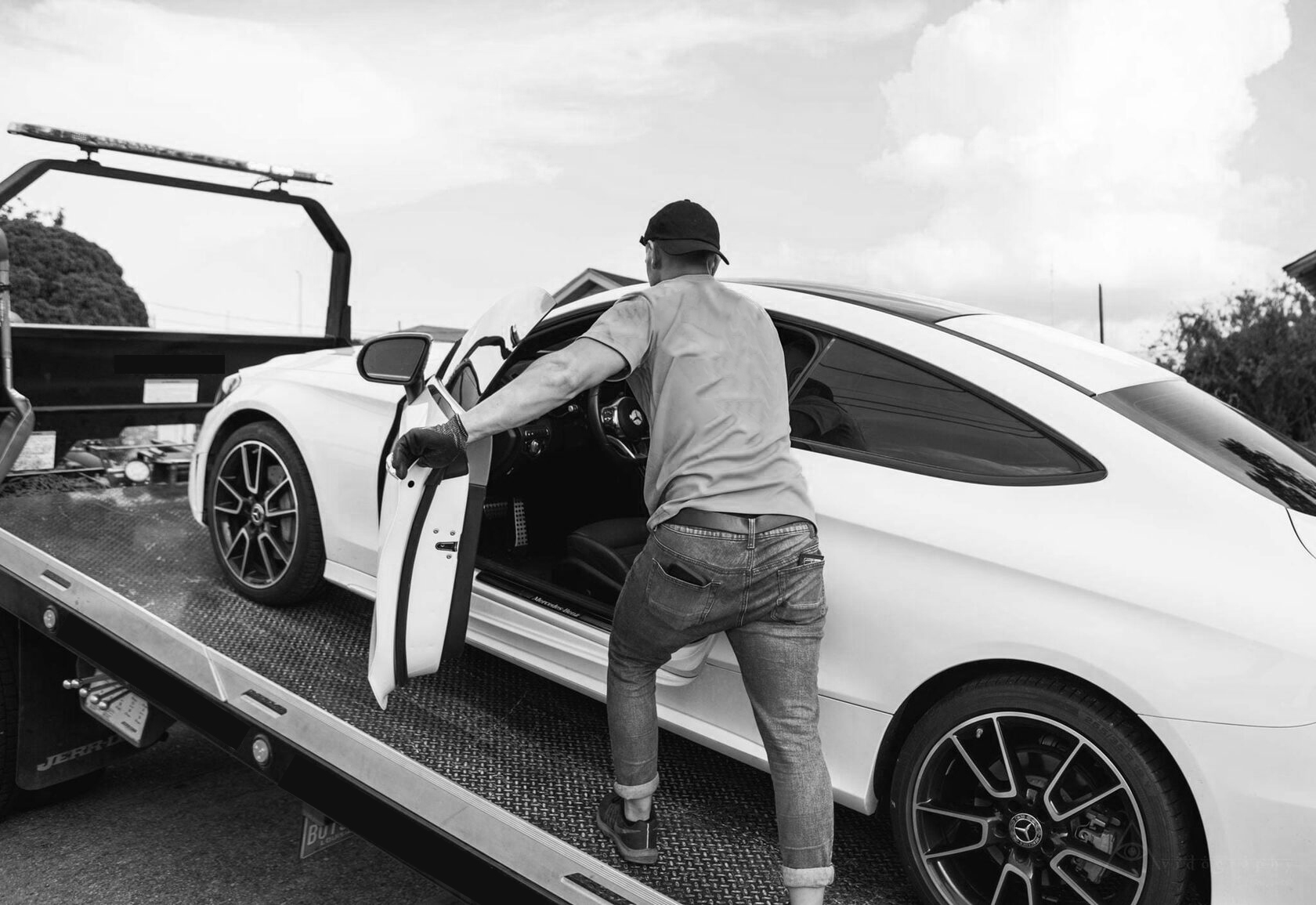 Заказать эвакуатор в Калининграде