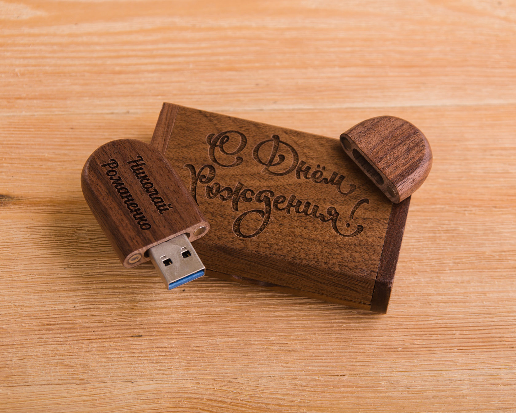 USB флешка из ореха | gifTree