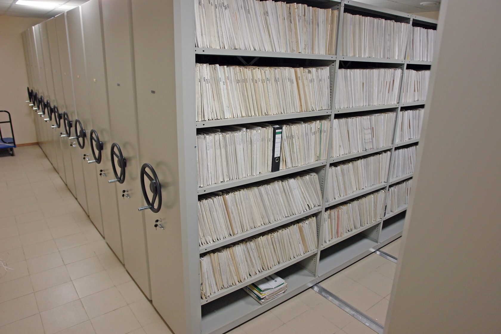Картотеки и архивные шкафы в Калининграде