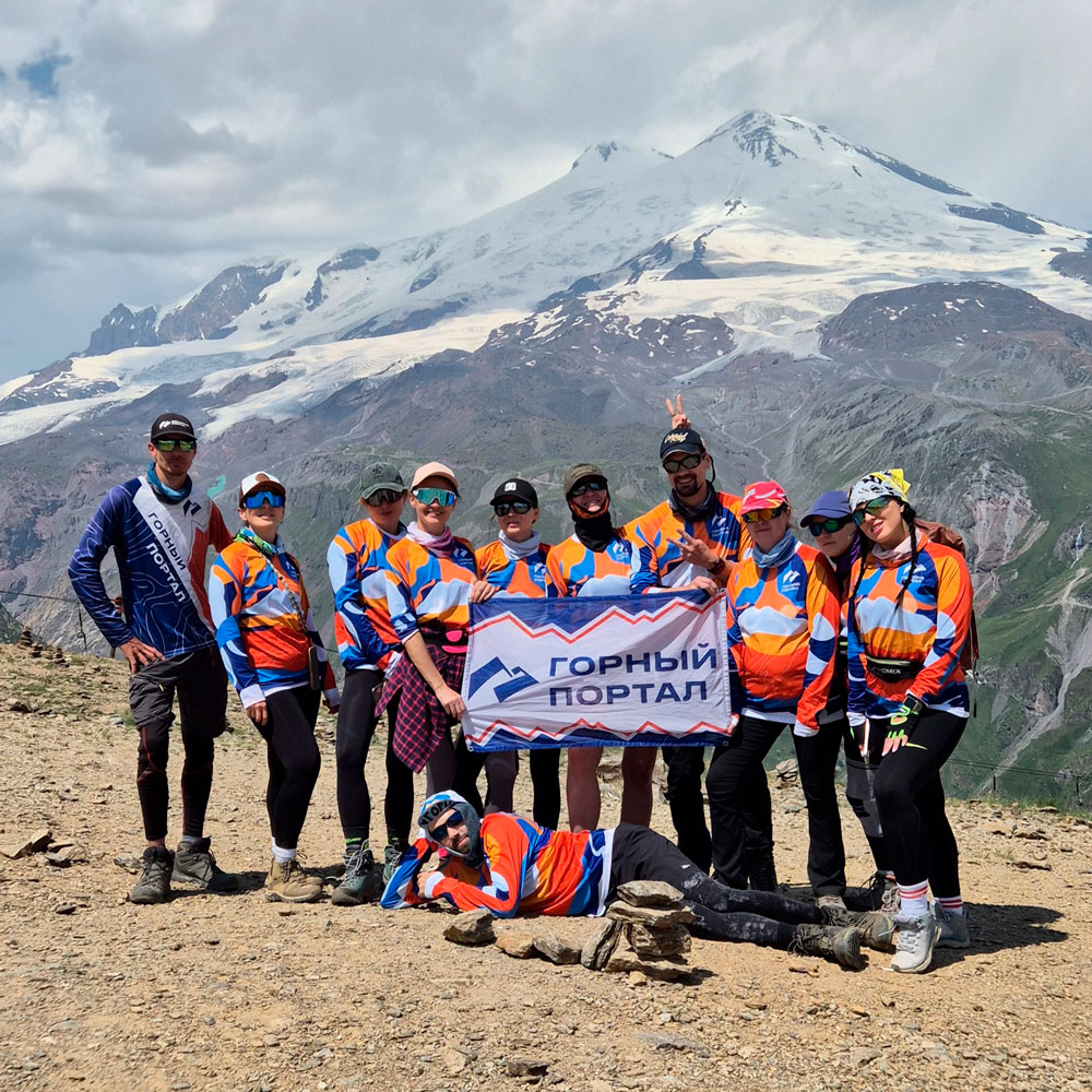 Подарочный сертификат для похода в горы с номиналом от 5 000 рублей можно подарить коллегам, любимым, друзьям, родным или себе