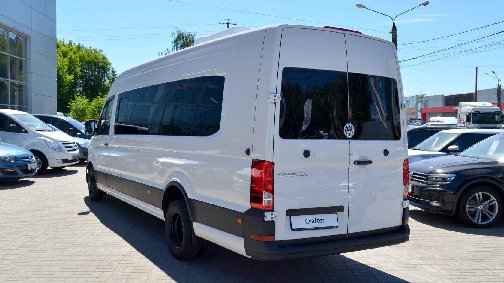 Купить туристический автобус Volkswagen Crafter 50 | Официальный дилер  Луидор-Авто