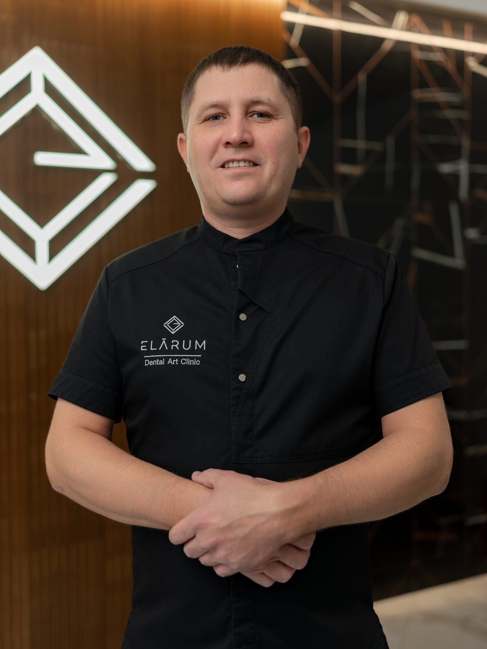 Клиника "Elarum" Dental Art Clinic