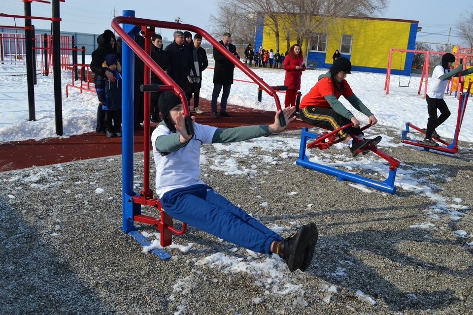 Тренажерная площадка зимой