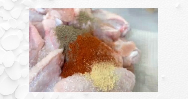 Приготовление куриных крыльев в сырной панировке в духовке: шаг 2