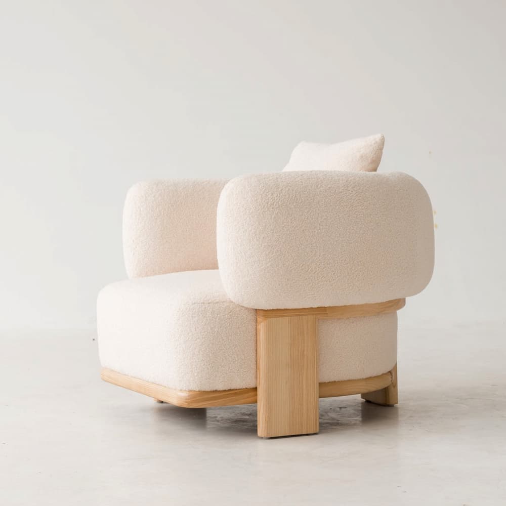 Кресло, материал: ясень, верхний материал: ткань