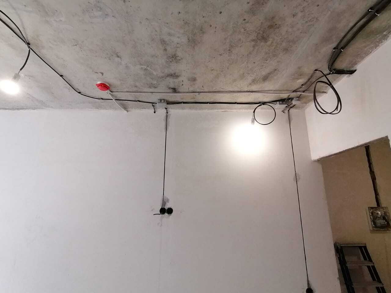 Прокладка электрического кабеля