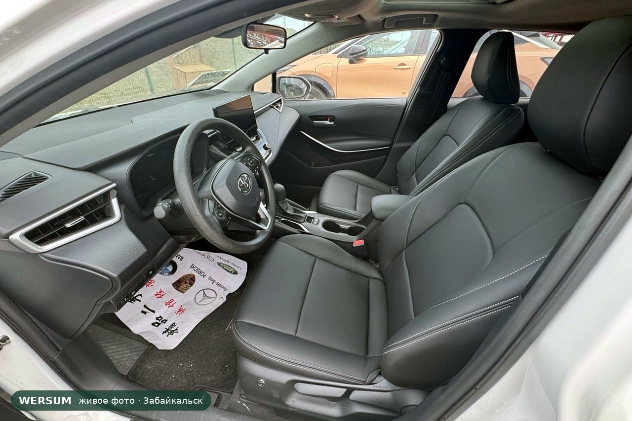 Toyota Corolla 内饰