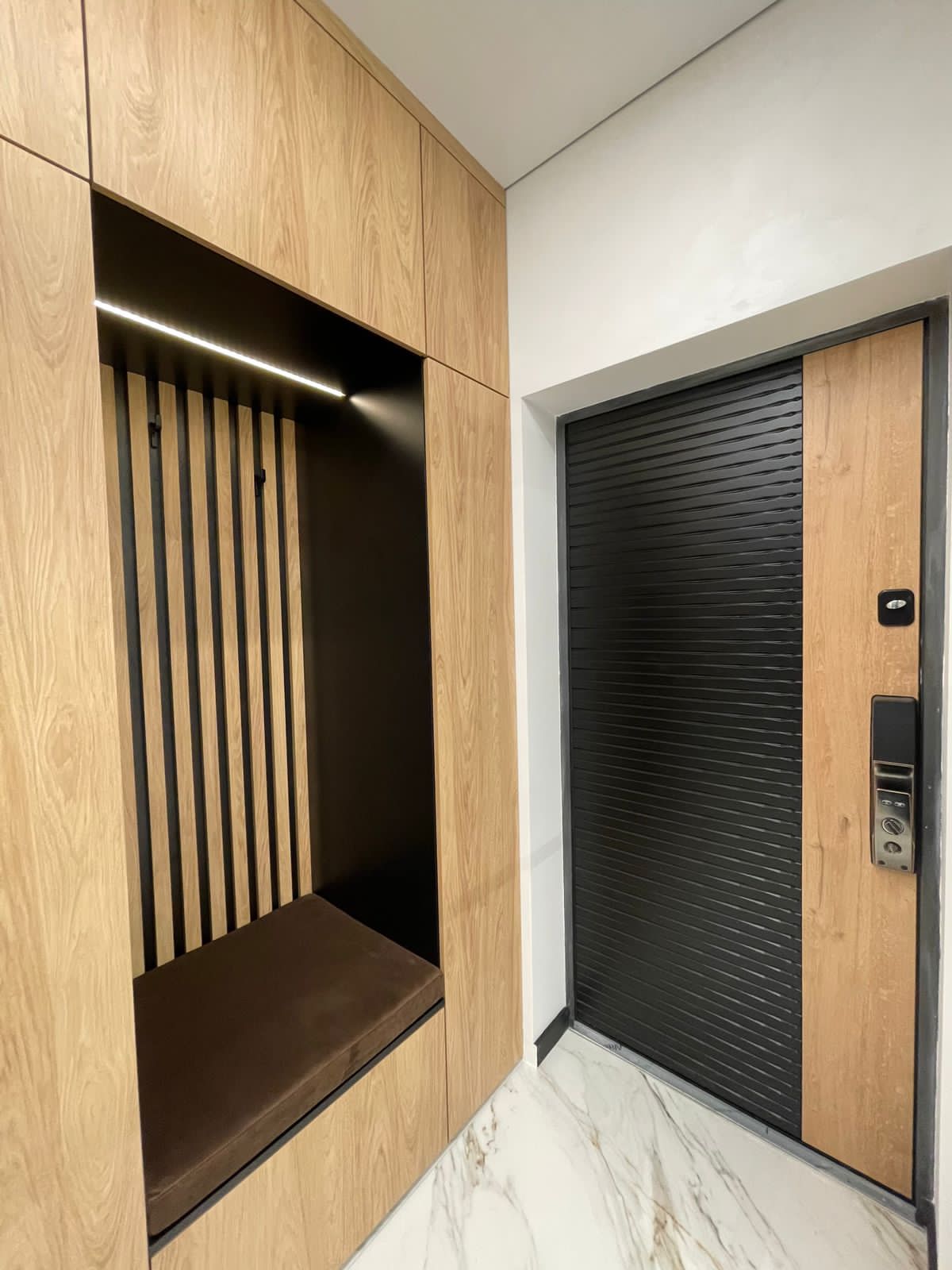 ремонт трёхкомнатных квартир, ремонт четырёхкомнатных квартир, ремонт пятикомнатных квартир, ремонт квартир с черновой отделкой, ремонт квартир с чистовой отделкой, ремонт квартир с дизайнерским ремонтом, ремонт квартир с евроремонтом, ремонт квартир в Ростове-на-Дону,