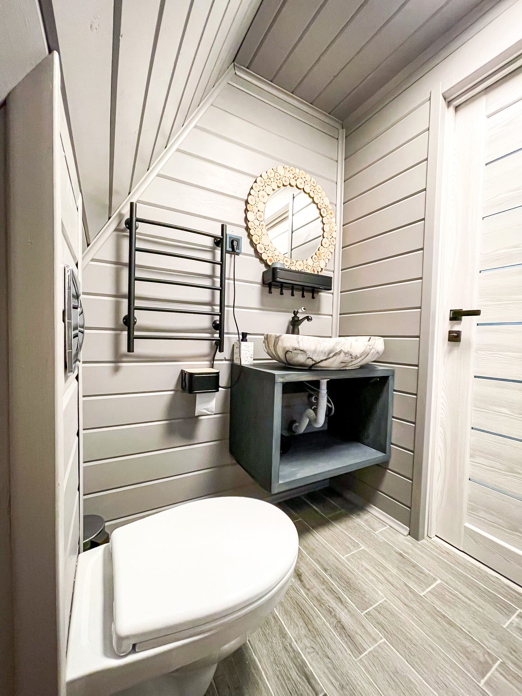 А у реки, глэмпинг