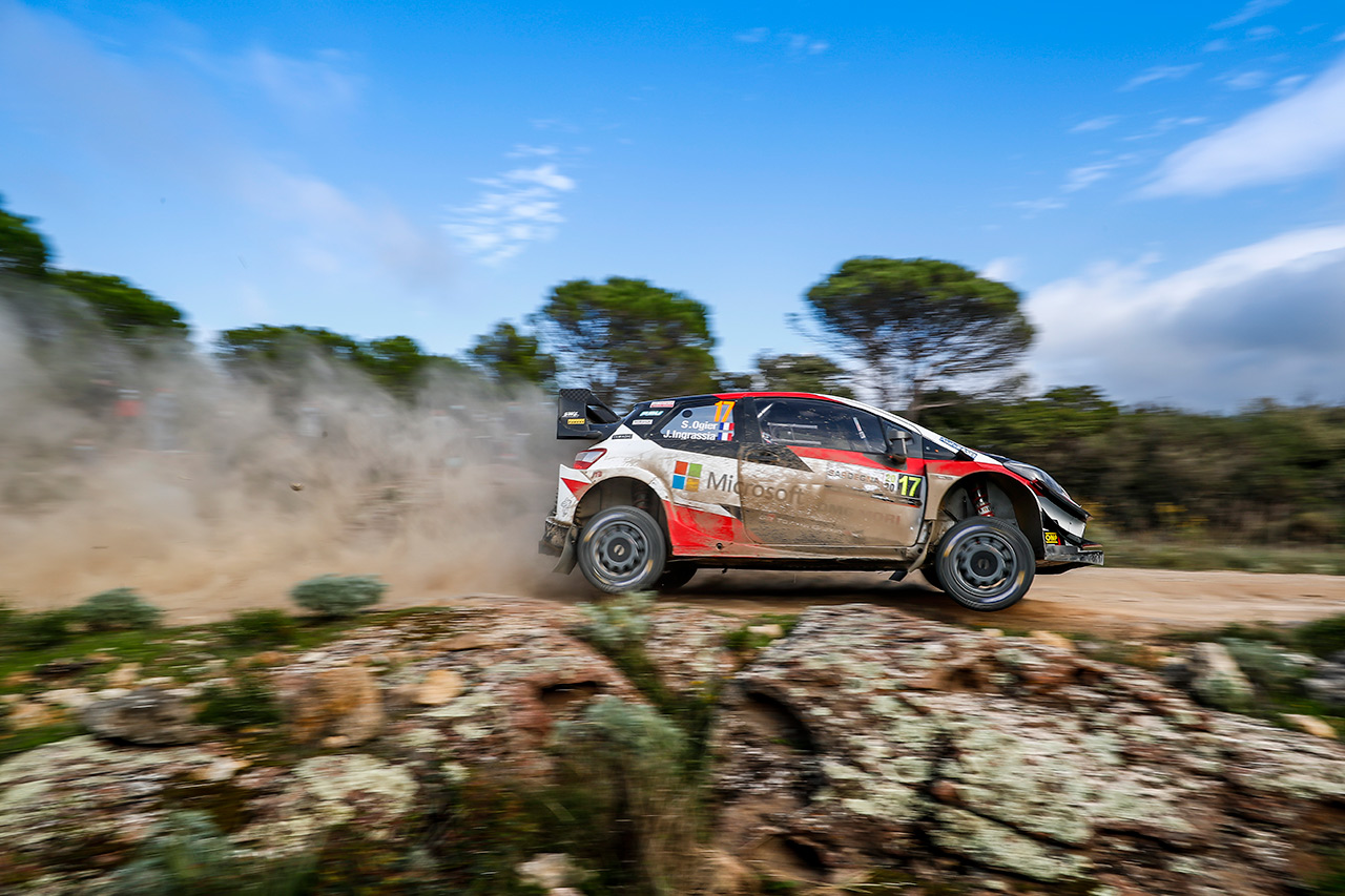Себастьен Ожье и Жюльен Инграссиа, Toyota Yaris WRC, ралли Сардиния 2020