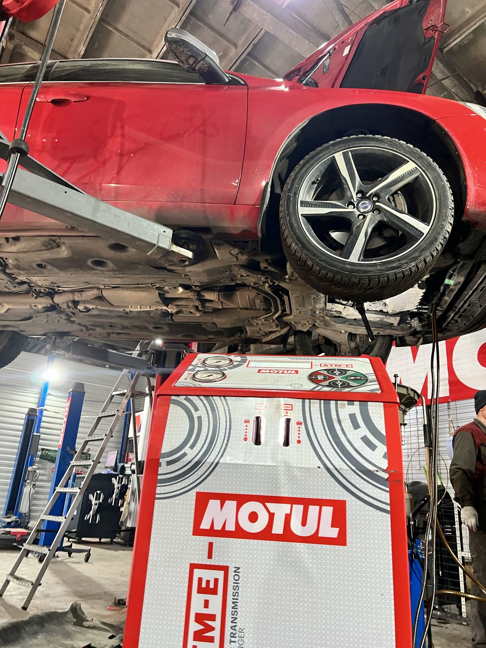 Установка Motul Evo для АКПП Volvo