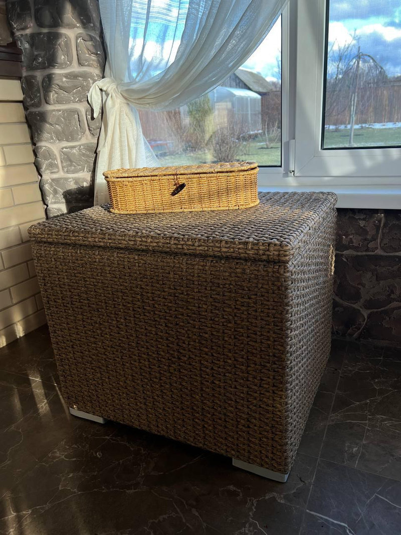 Комоды и сундуки из экорттанга от Malacca