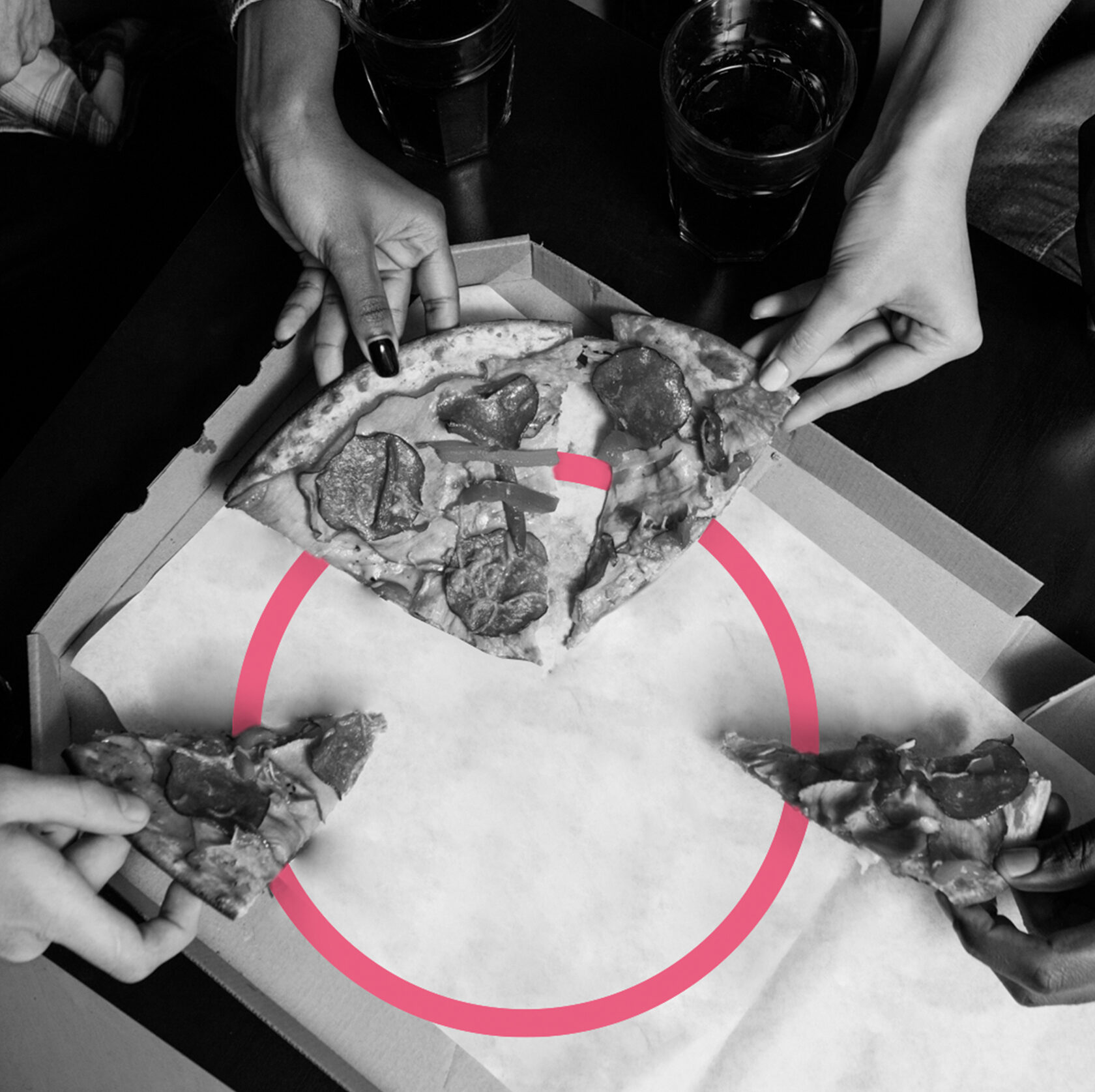 Round Pizza Bar – материал проекта