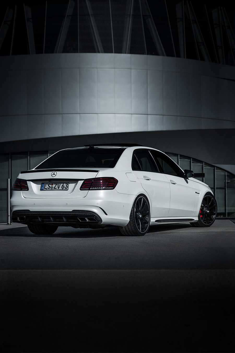 E63 AMG фары